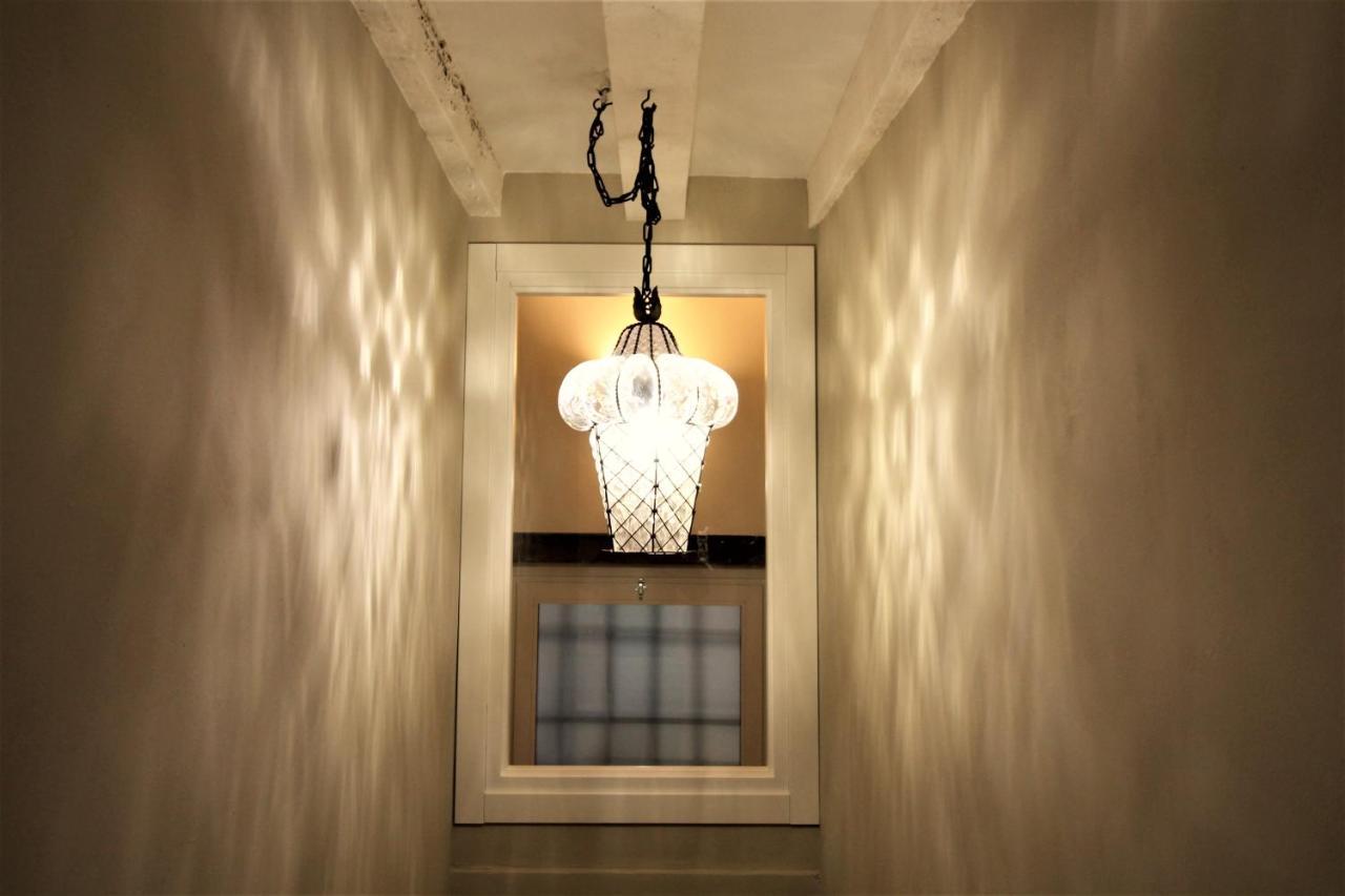 San Marco Fenice 3Bdr 2Bth Apartment Венеция Экстерьер фото