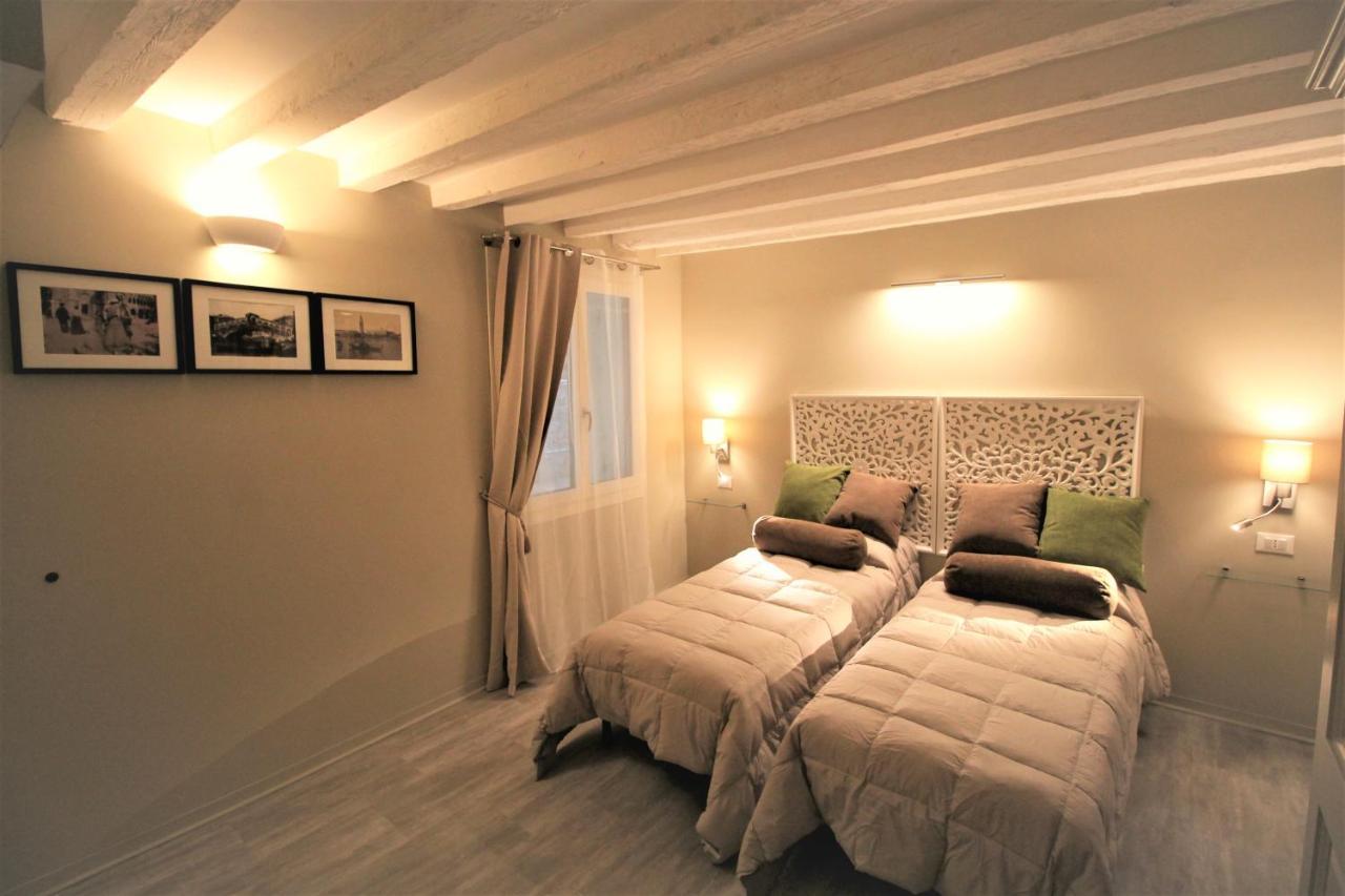 San Marco Fenice 3Bdr 2Bth Apartment Венеция Экстерьер фото
