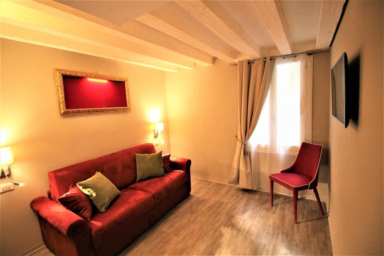 San Marco Fenice 3Bdr 2Bth Apartment Венеция Экстерьер фото