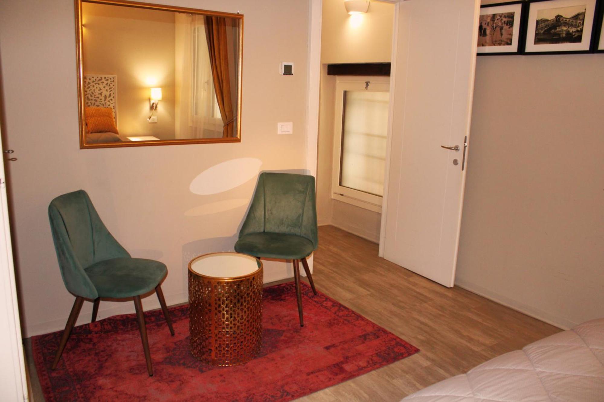 San Marco Fenice 3Bdr 2Bth Apartment Венеция Экстерьер фото